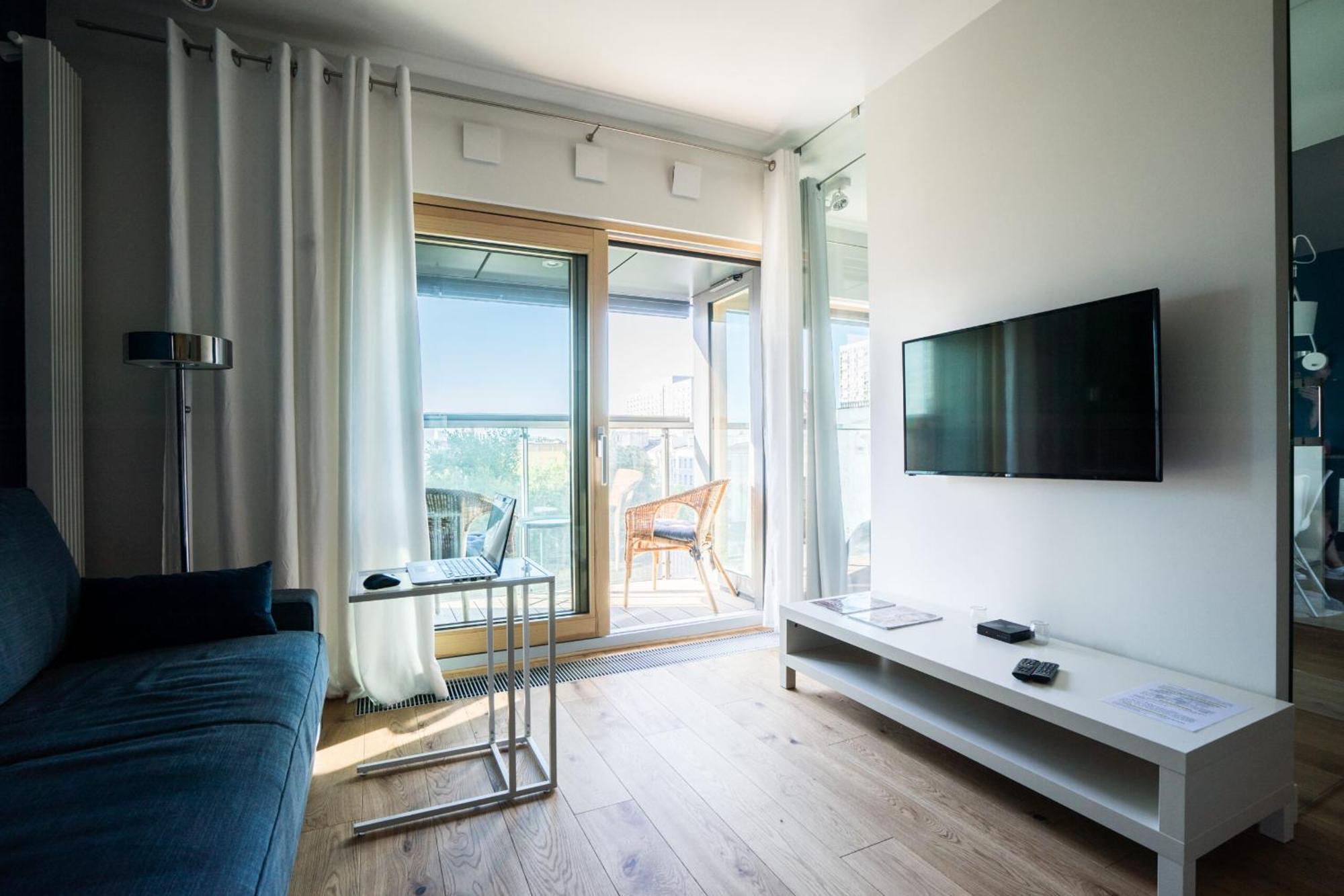 Vipwarsawapartments Sapphire Mennica Residence Bagian luar foto